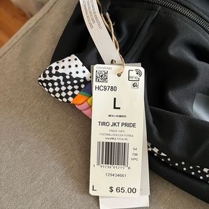 Adidas Pride active wear